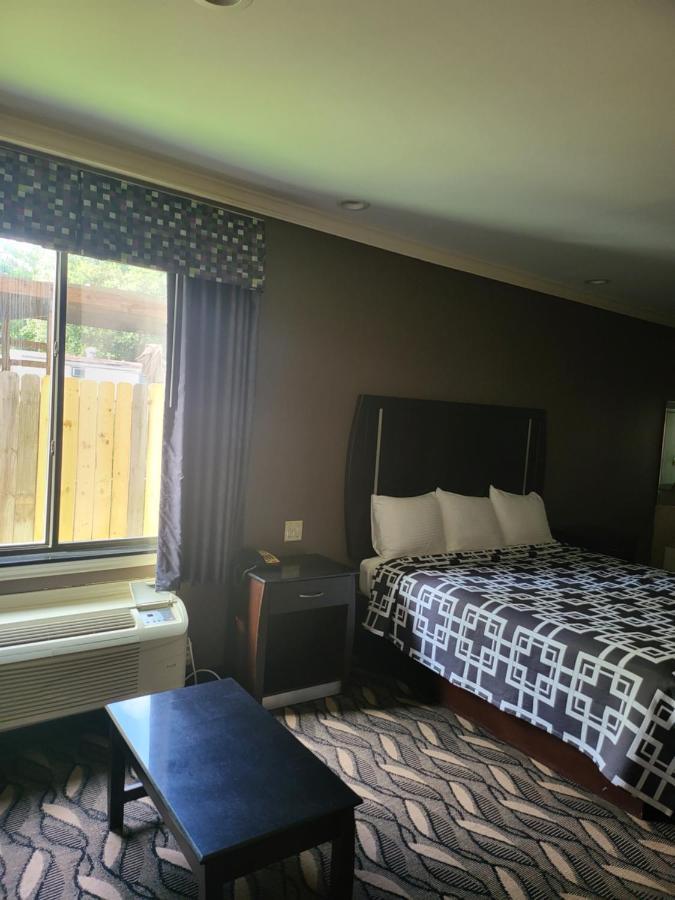 Palace Inn Sam Houston Race Park West Road 외부 사진