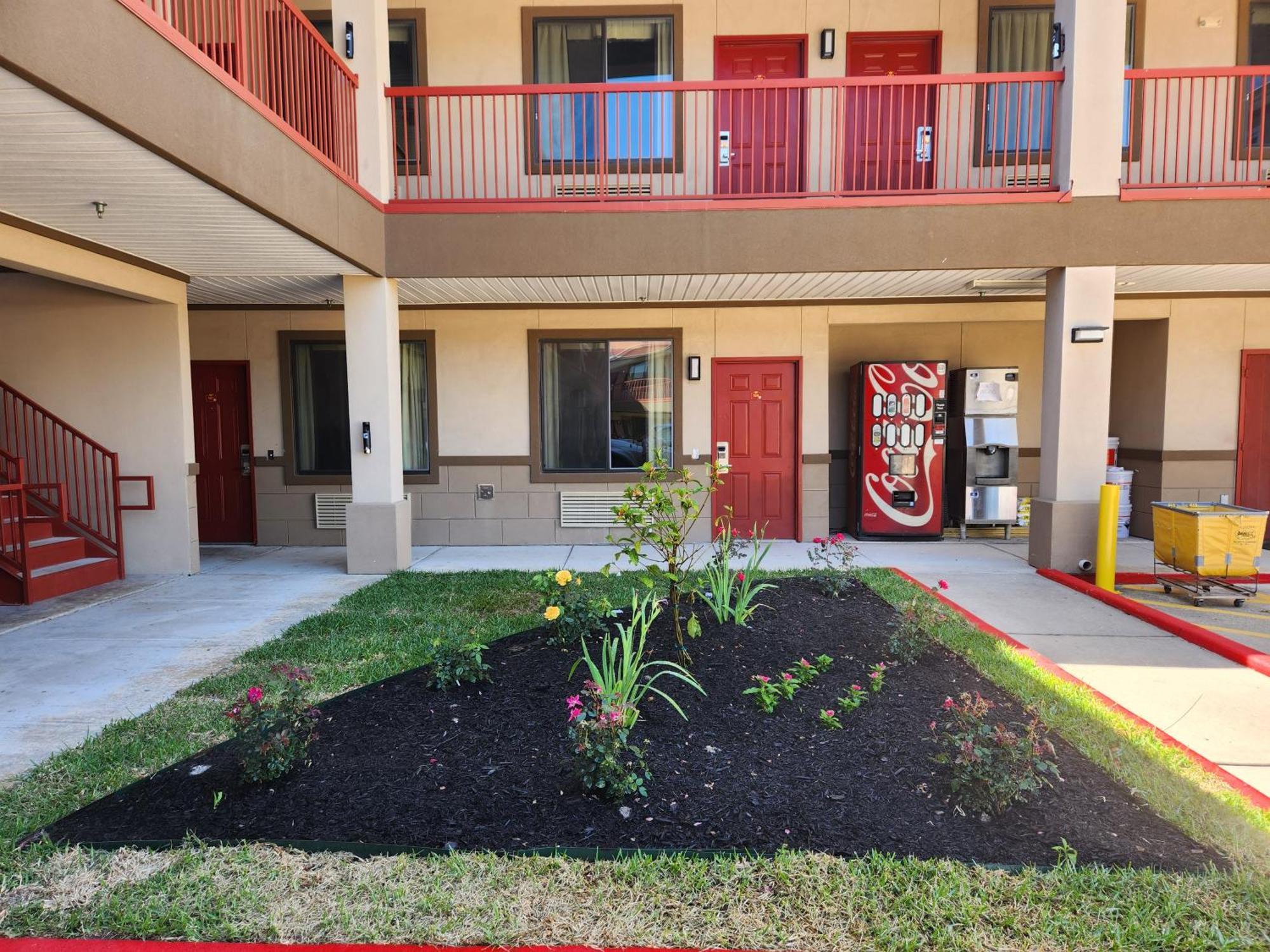 Palace Inn Sam Houston Race Park West Road 외부 사진